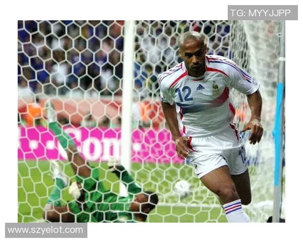 足坛一夜动态卡纳瓦罗无缘国足 C罗梅西新动向揭晓