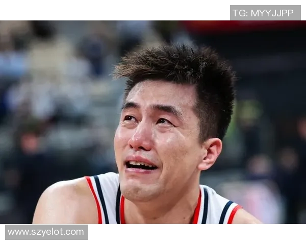 时隔325天复出!郭艾伦新赛季首秀16分5助攻 不满吹罚一度怒指裁判 时隔325天复出!郭艾伦新赛季首秀16分5助攻 不满吹罚一度怒指裁判